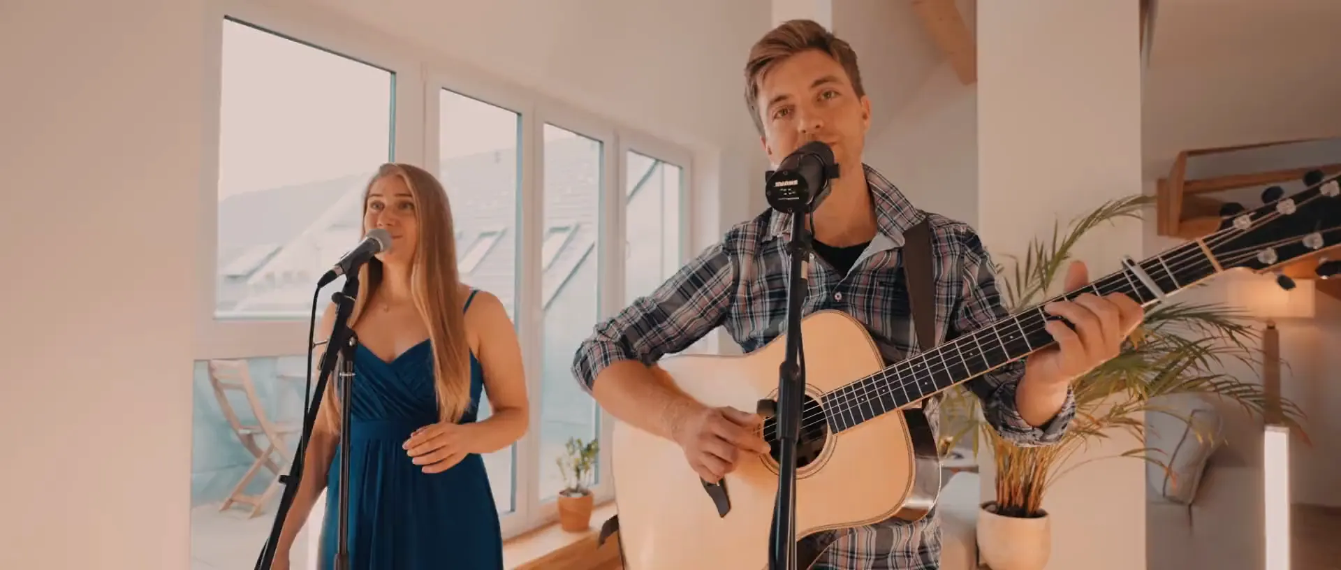 Hochzeitssänger München: Samira und Jakob singen live bei einer Hochzeit
